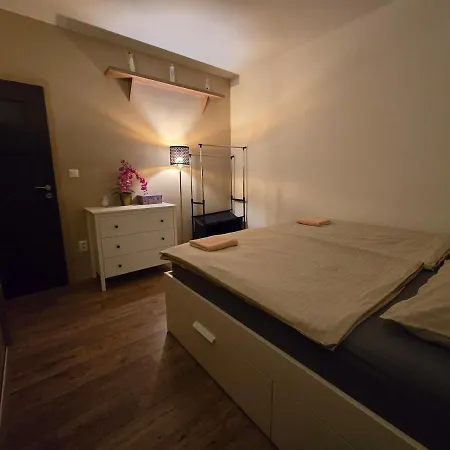 Apartment Spacious In The Center Of *