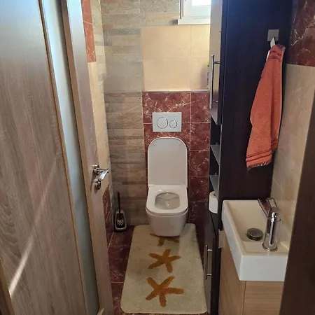 Διαμέρισμα Spacious In The Center Of