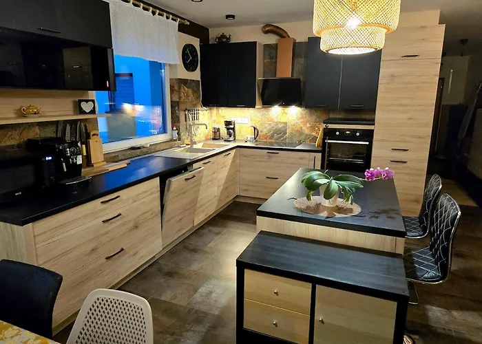 Spacious In The Center Of Apartment Martin