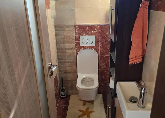 Διαμέρισμα Spacious In The Center Of